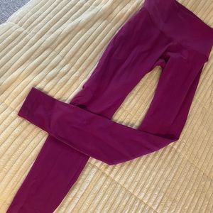 Magenta Lulu Lemon leggings